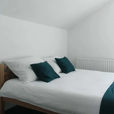 Holiday home Vikend Kuca Oskar