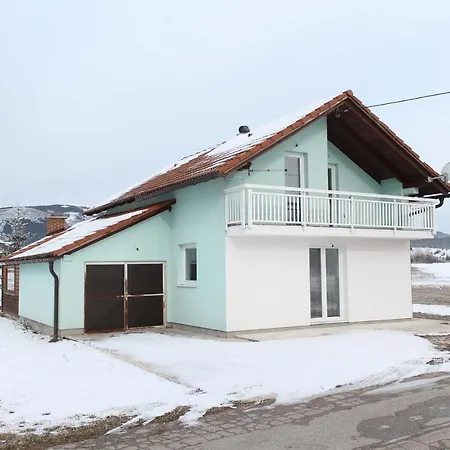 Vikend Kuca Oskar * Kupres (Canton 10)