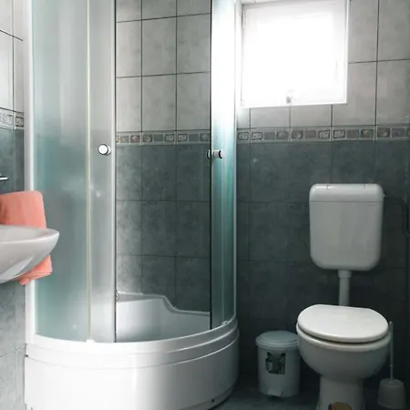 Vikend Kuca Oskar Holiday home