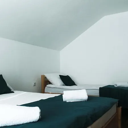 Vikend Kuca Oskar Holiday home *